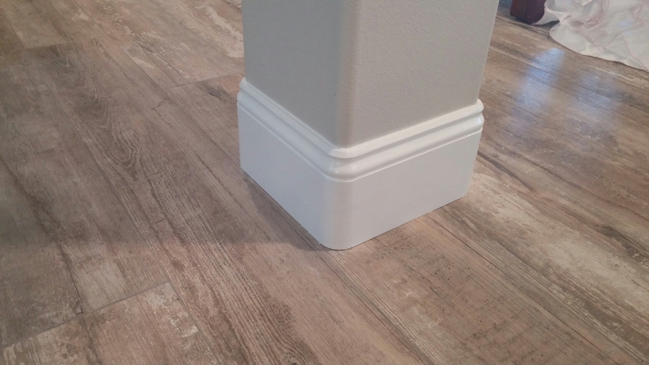Base Board Installation Temecula, How To Put Crown Moulding On Rounded Corners