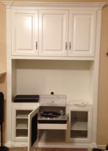 pull out shelf in cabinet